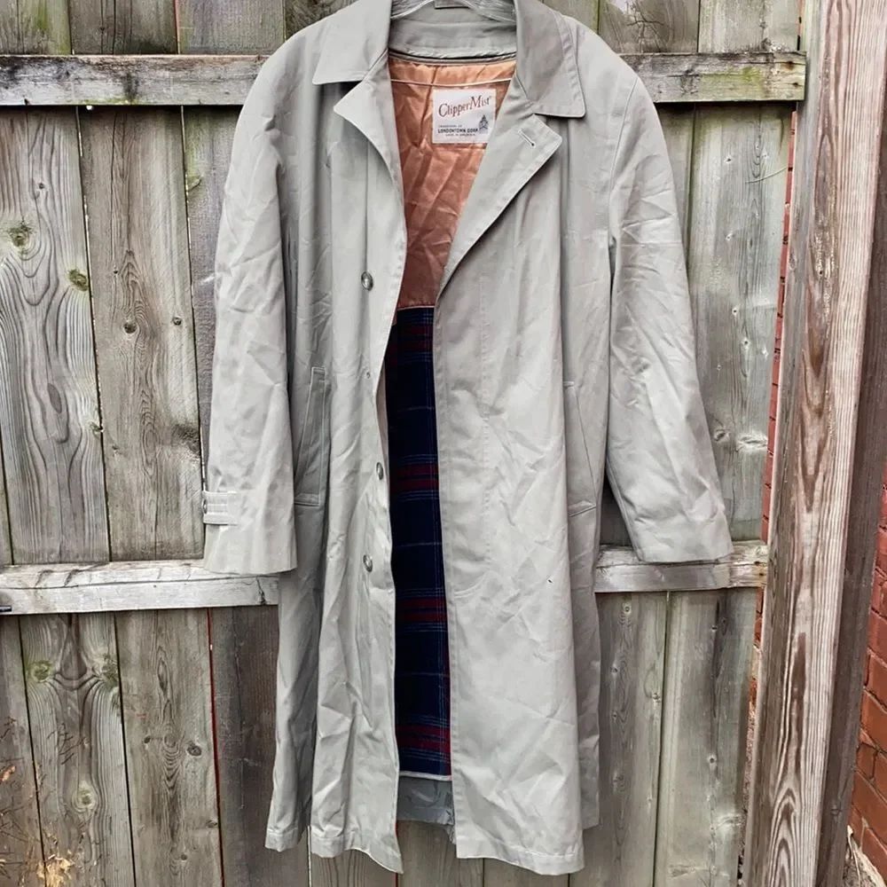 Tan Trench coat sz. 44 regular